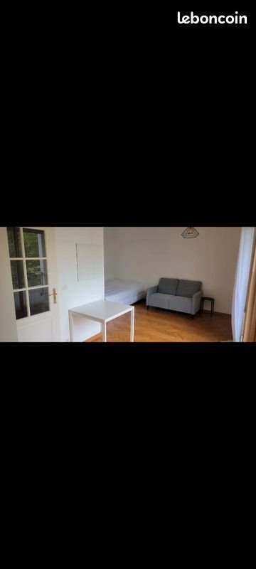 Appartement à louer, 29m², Saint-Cyr-l'Ecole