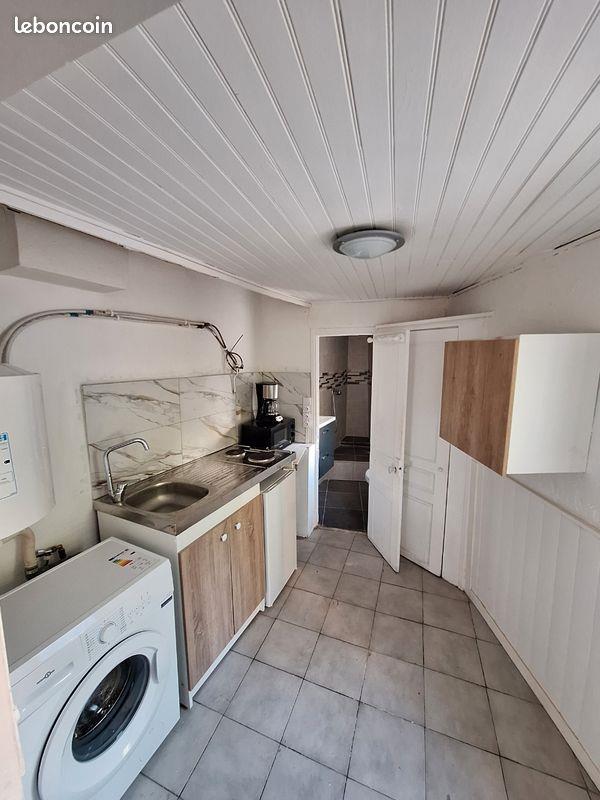 Appartement à louer, 21m², Marseille 2ème