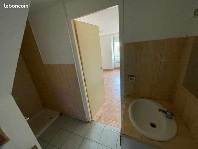 Appartement à louer, 18m², Angoulême