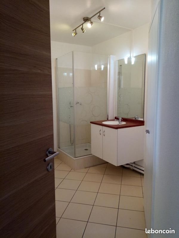 Appartement à louer, 49m², Pluneret
