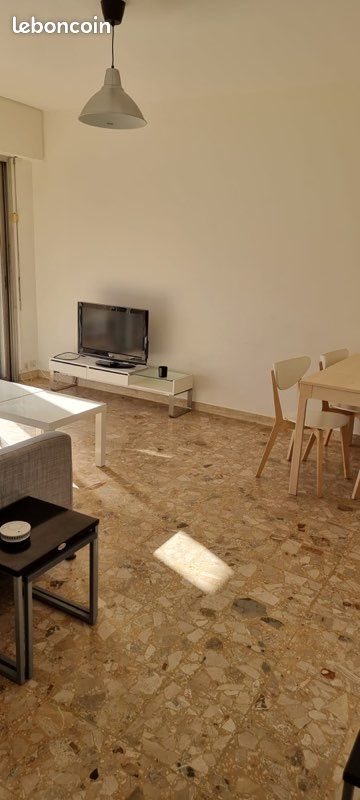 Appartement à louer, 49m², Toulon