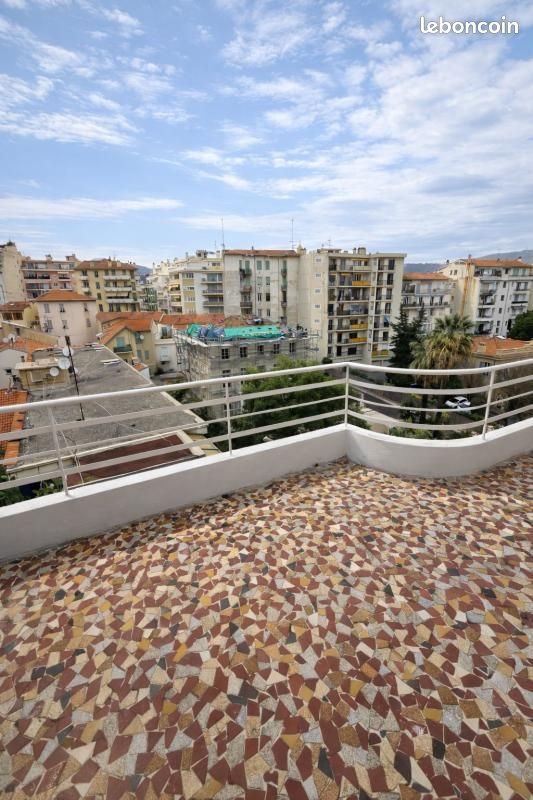 Appartement à louer, 80m², Nice