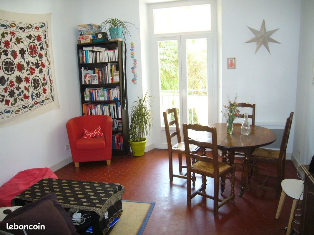 Appartement à louer, 48m², Marseille 5ème