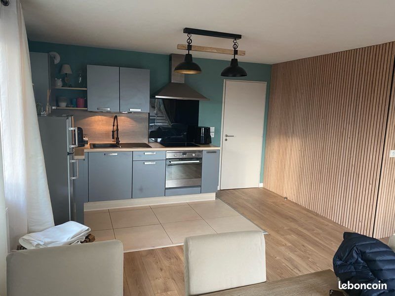 Appartement à louer, 68m², Saint-Cergues