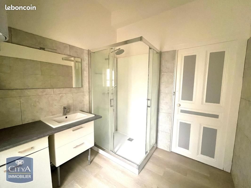 Appartement à louer, 46m², Chinon