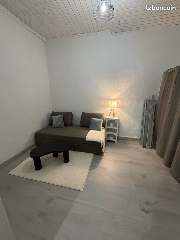 Appartement à louer, 28m², Marseille 15ème