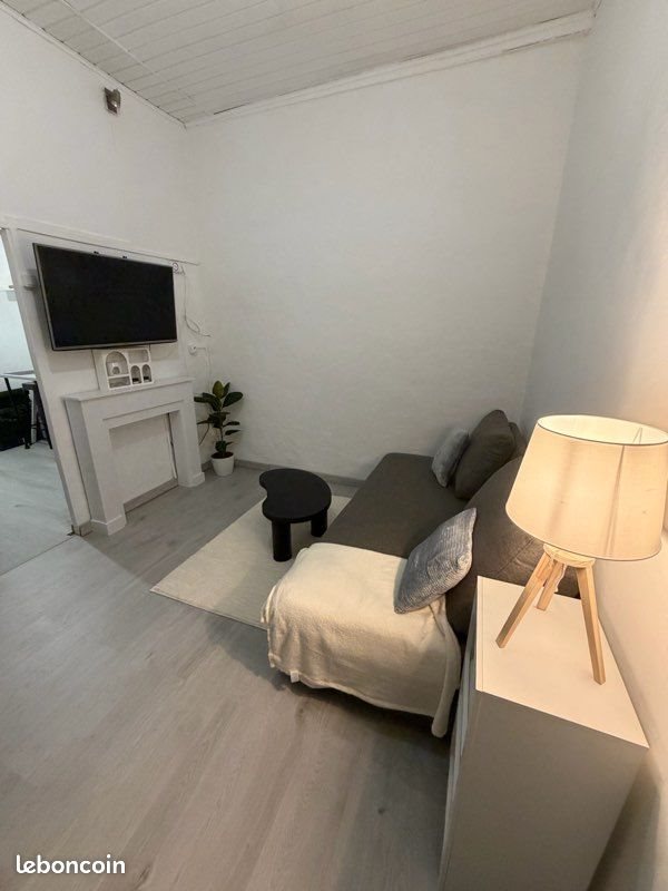 Appartement à louer, 28m², Marseille 15ème