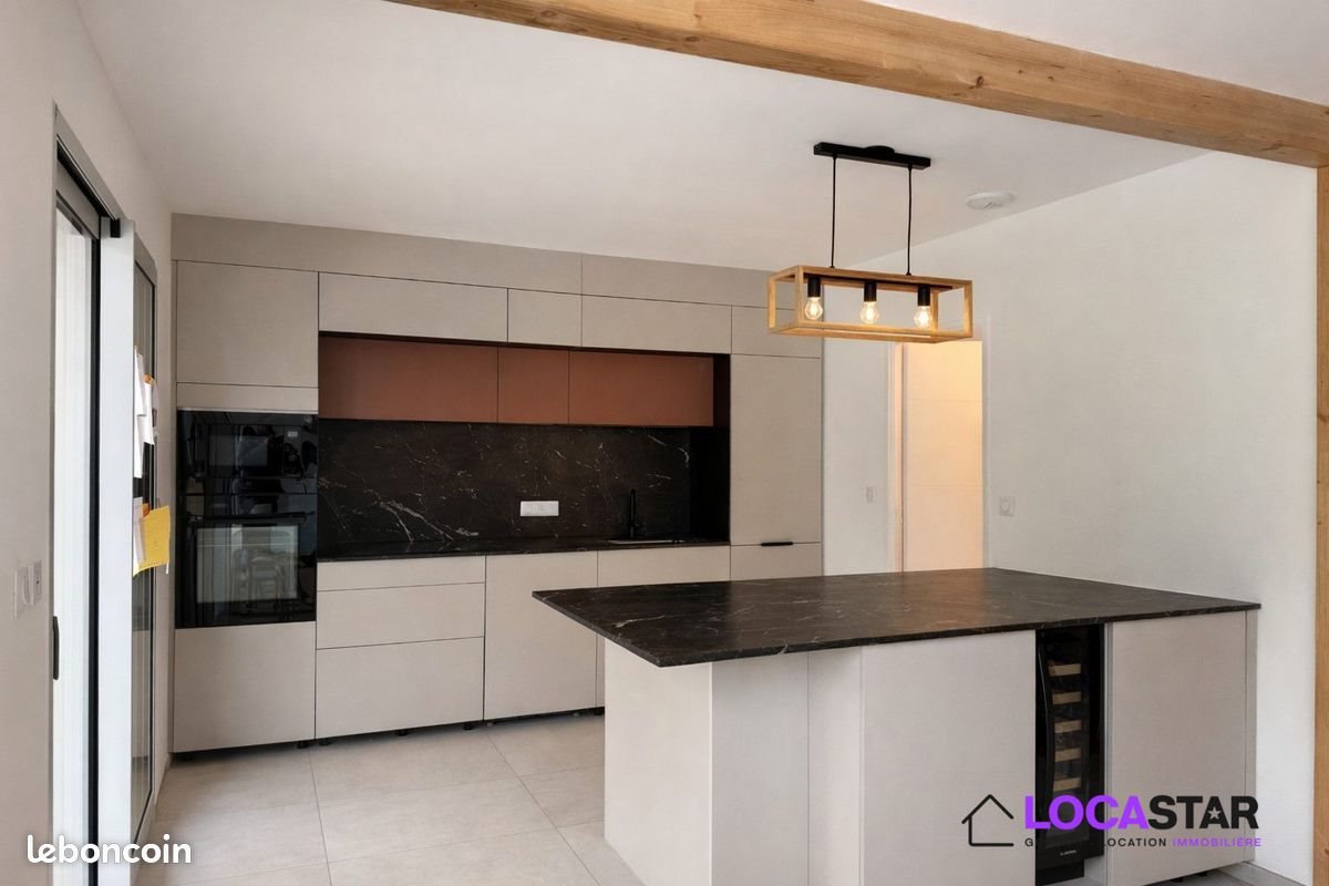 Maison à louer, 149m², Billère