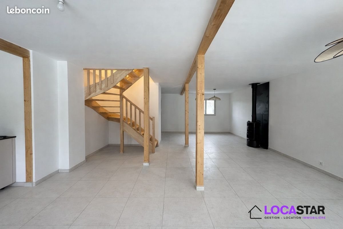 Maison à louer, 149m², Billère