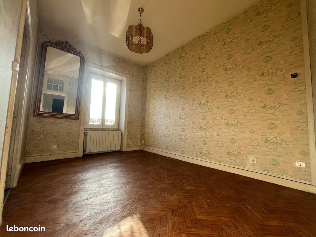 Appartement à vendre, 286m², Vic-le-Comte