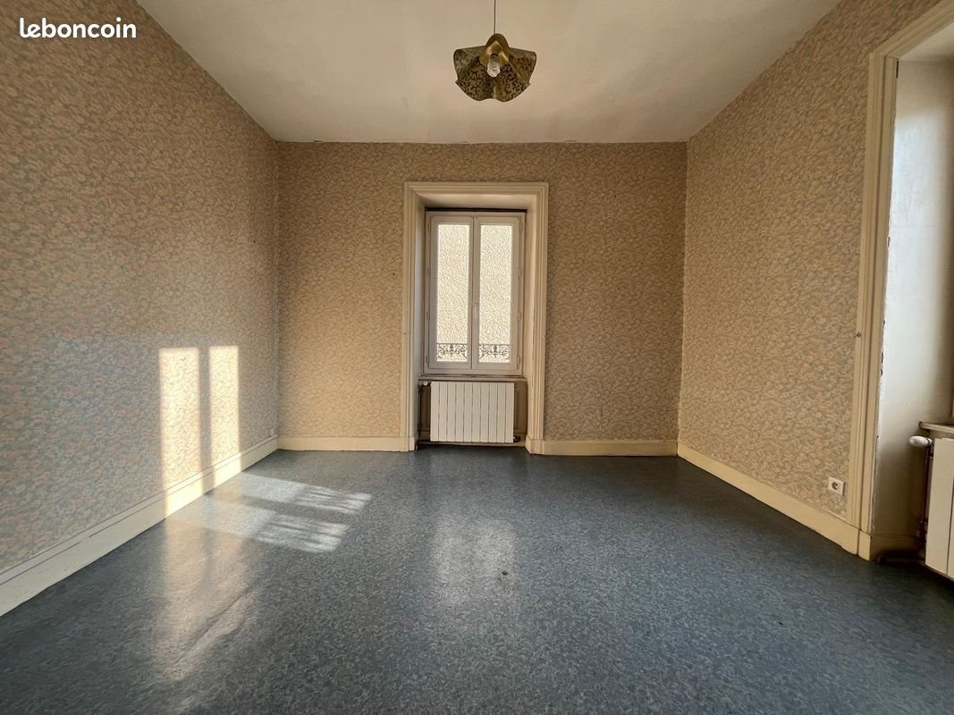 Appartement à vendre, 286m², Vic-le-Comte