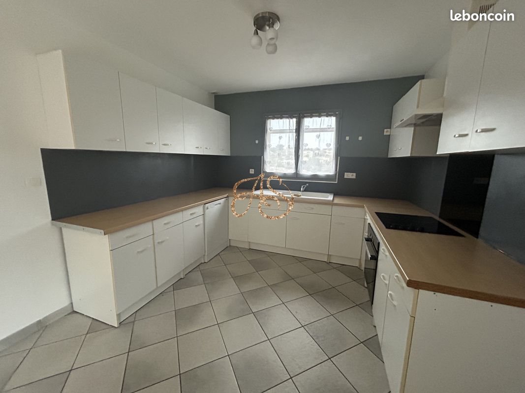 Maison à louer, 104m², Saint-Gilles