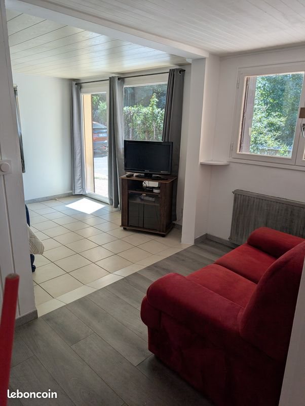 Appartement à louer, 35m², Saint-Vit