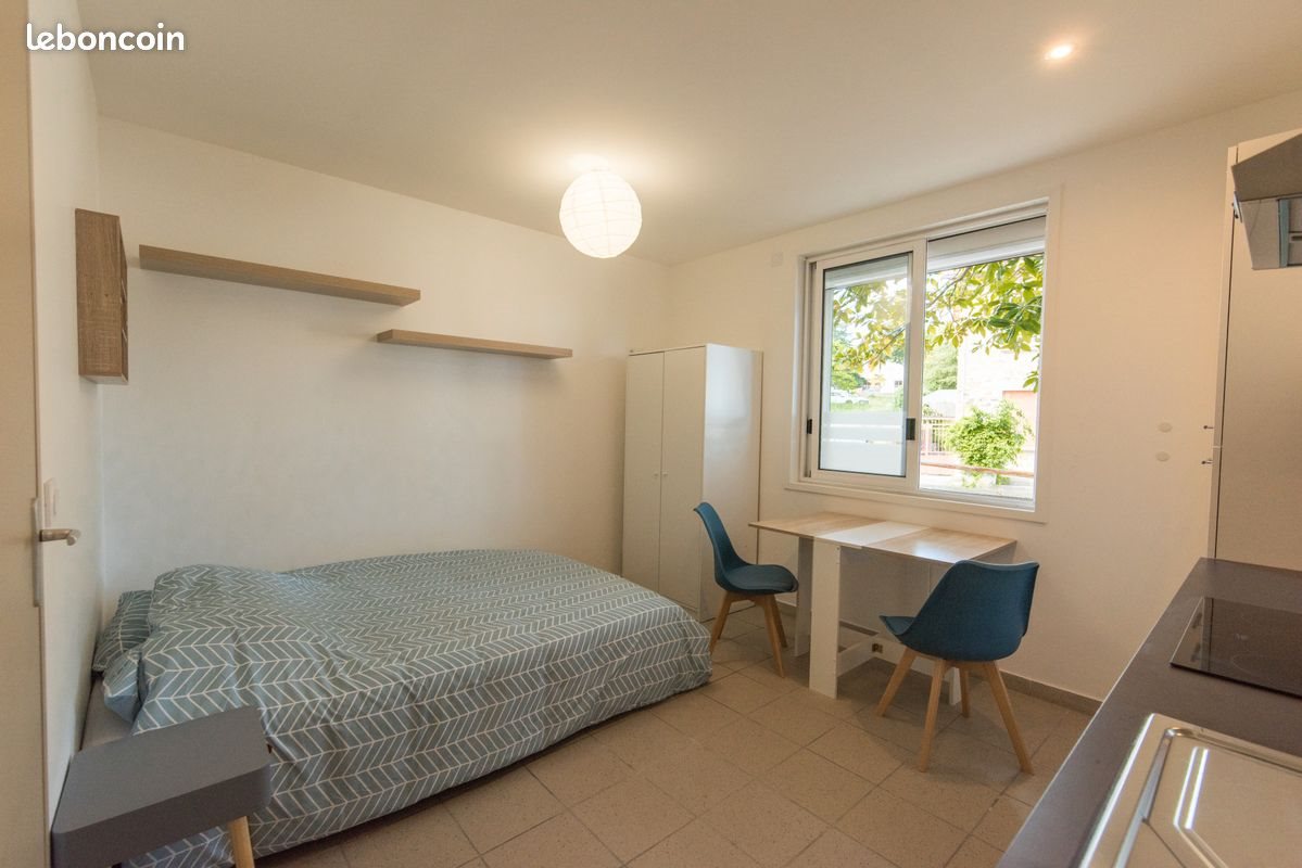 Appartement à louer, 18m², Privas