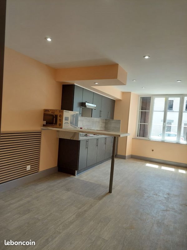 Appartement à louer, 28m², Pontaumur