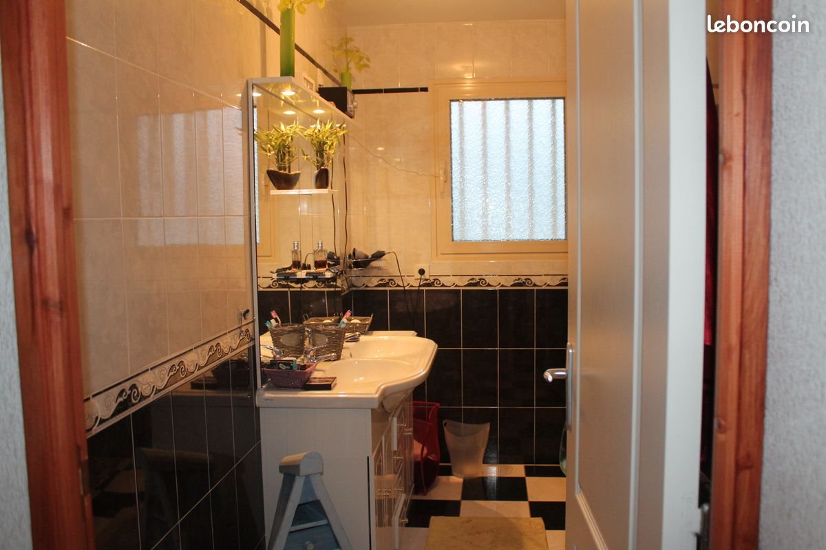 Maison à louer, 140m², Allassac