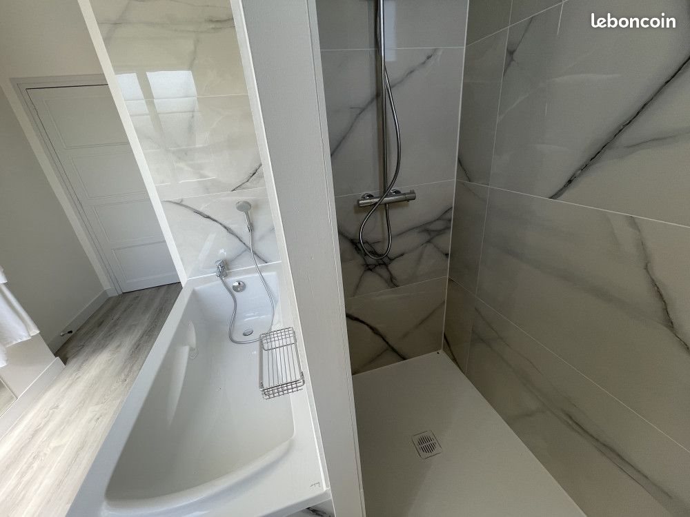 Appartement à louer, 90m², Pont-Sainte-Marie