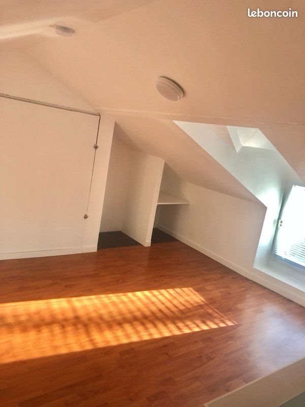 Appartement à louer, 30m², Saint-Jean-de-Linières