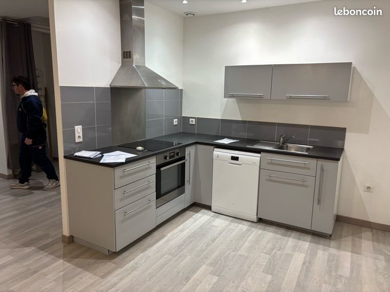 Appartement à louer, 82m², Monsempron-Libos