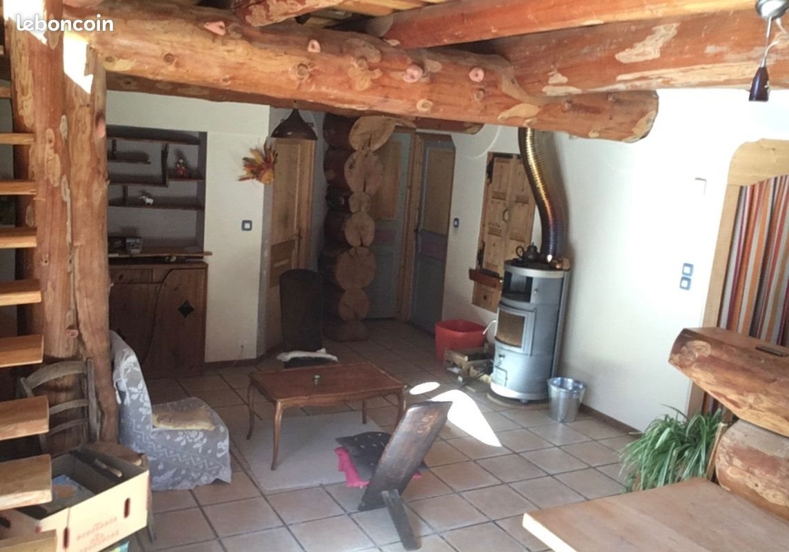 Maison à louer, 125m², Saint-Sixt