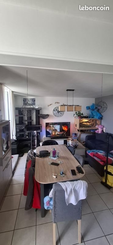 Maison à louer, 70m², Saintes