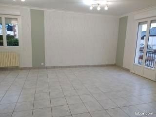 Maison à louer, 80m², Saint-Denis-de-Gastines