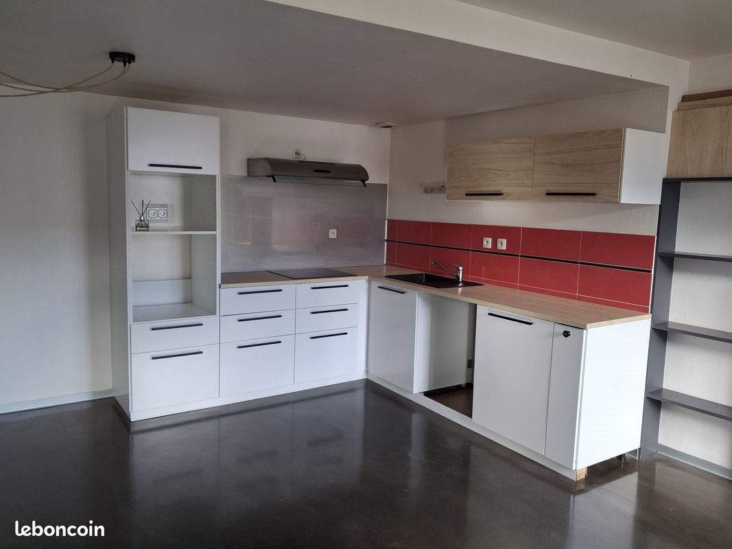 Appartement à louer, 58m², Yffiniac