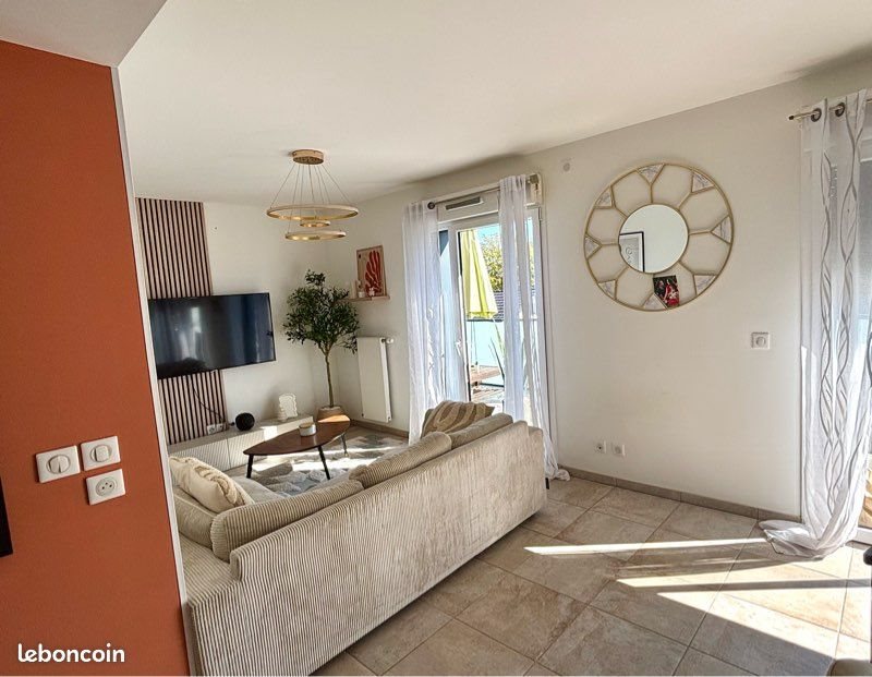 Appartement à louer, 70m², Douvaine