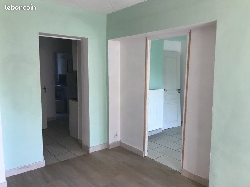 Appartement à louer, 50m², Sedan