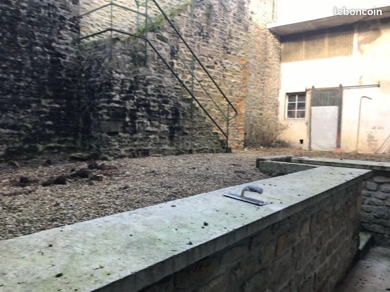 Appartement à louer, 50m², Sedan