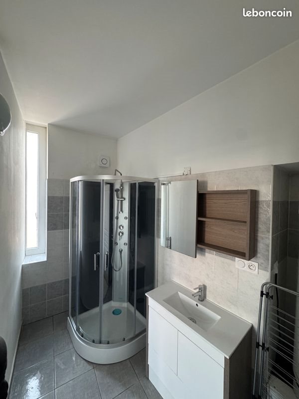 Appartement à louer, 34m², Alès