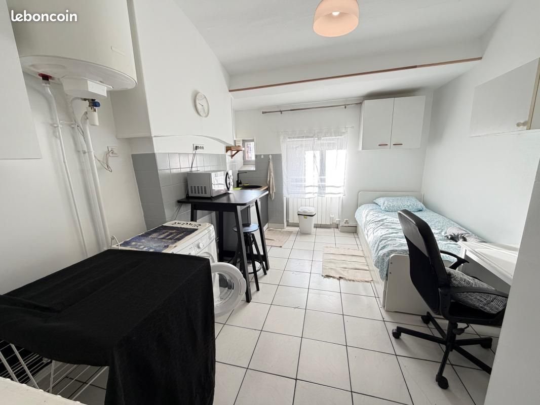 Appartement à louer, 18m², Saint-Etienne