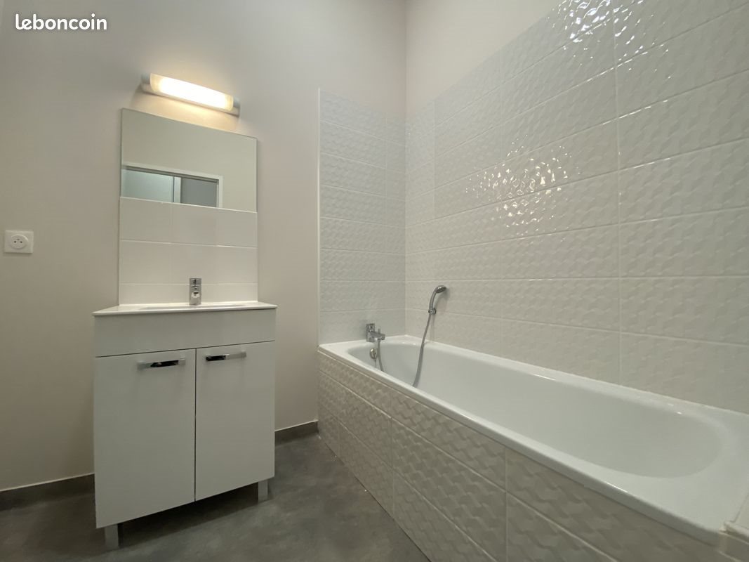 Appartement à louer, 67m², Bordeaux