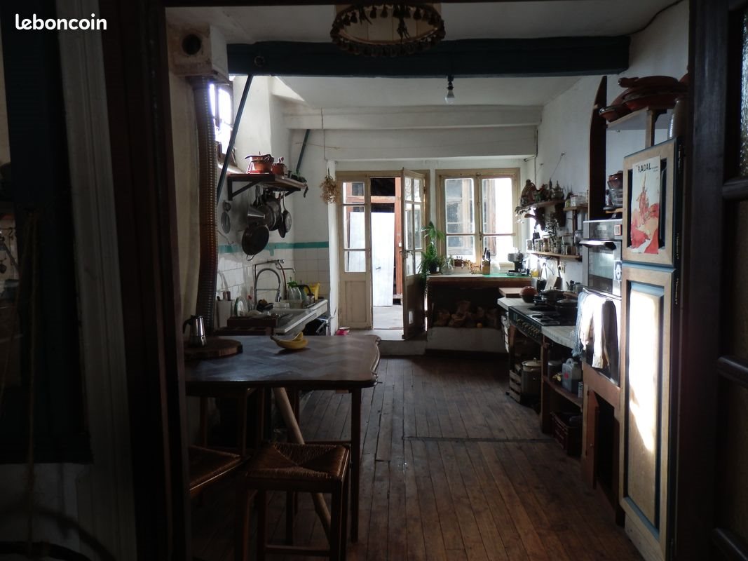 Maison à vendre, 400m², Montpezat-sous-Bauzon