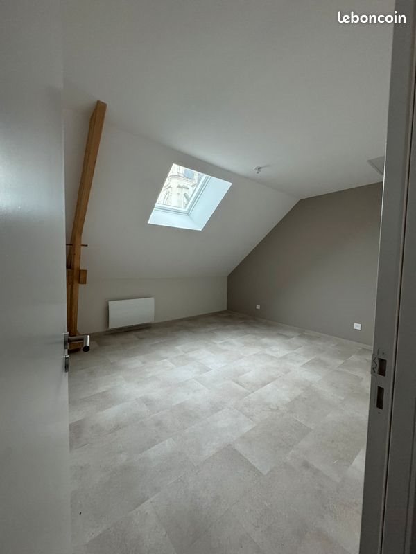 Appartement à louer, 115m², Longué-Jumelles