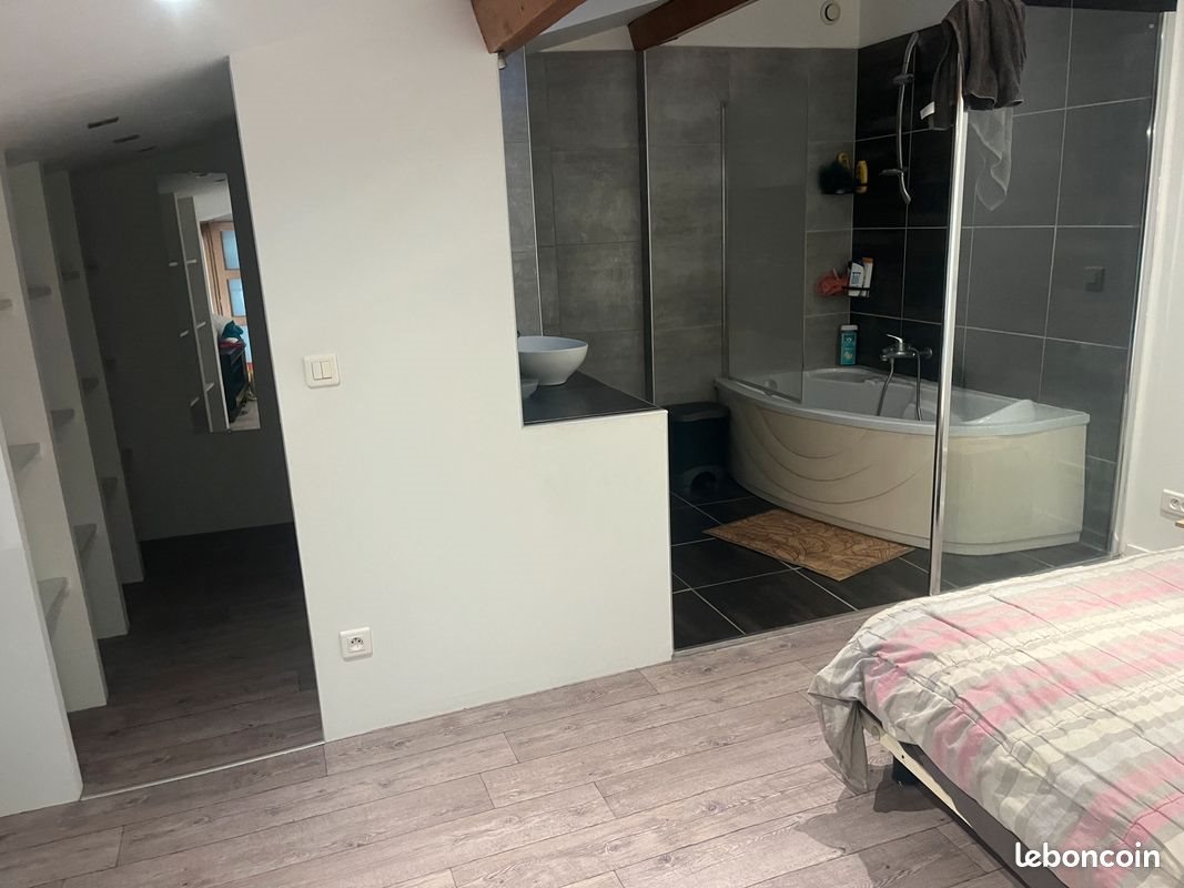 Appartement à louer, 64m², Cuers