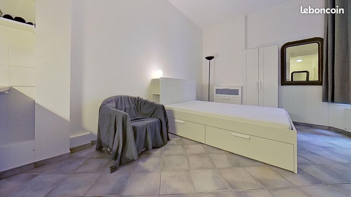 Appartement à louer, 23m², Paris 11ème