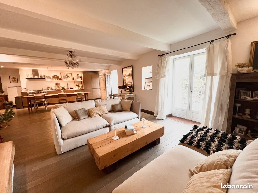 Maison à vendre, 343m², Bugarach