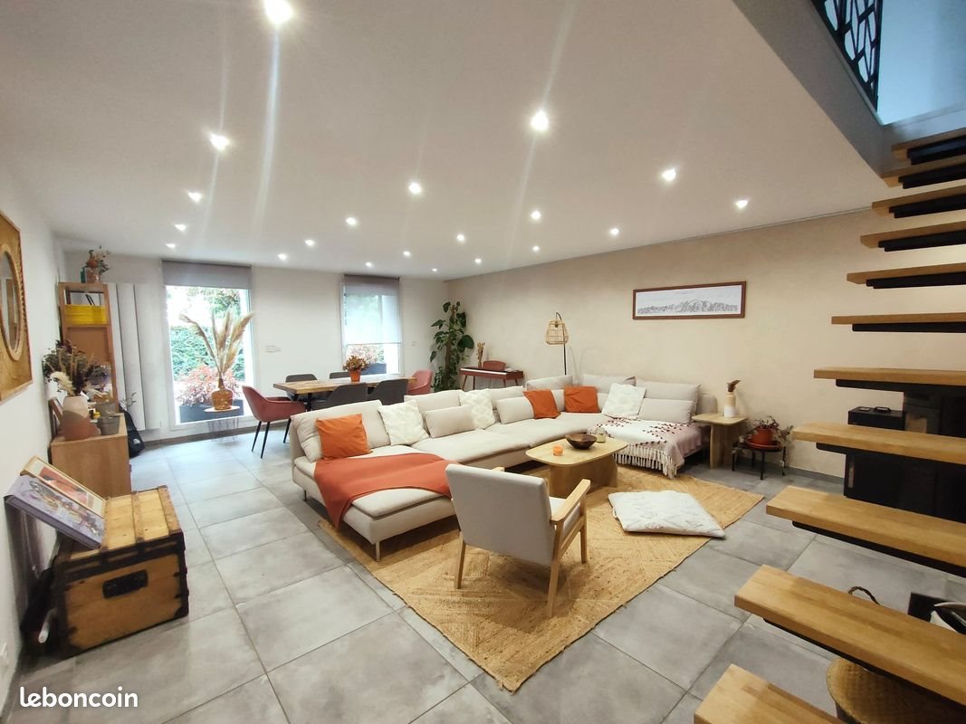 Maison à louer, 140m², Saint-Etienne