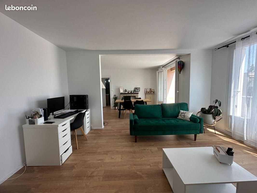 Appartement à louer, 90m², Egly