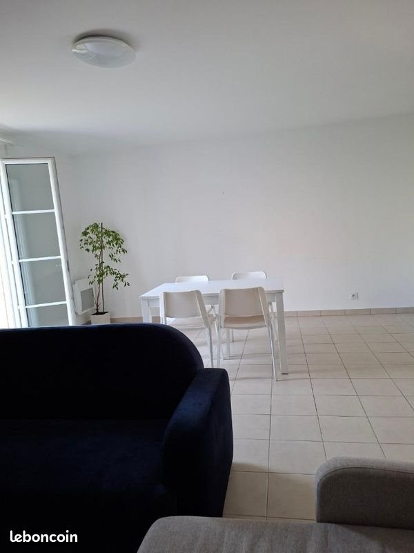 Maison à louer, 87m², Serris