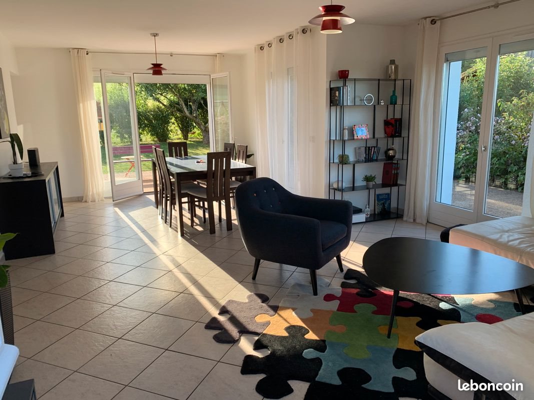 Maison à louer, 140m², Villaz