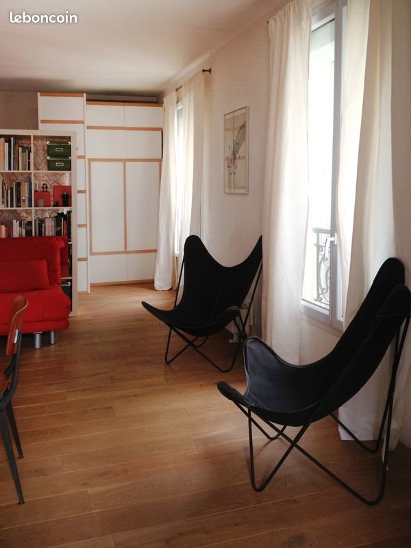 Appartement à louer, 27m², Paris 18ème