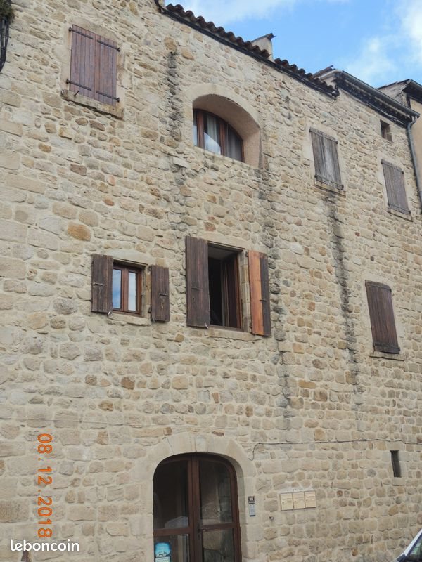 Appartement à louer, 36m², Uzer