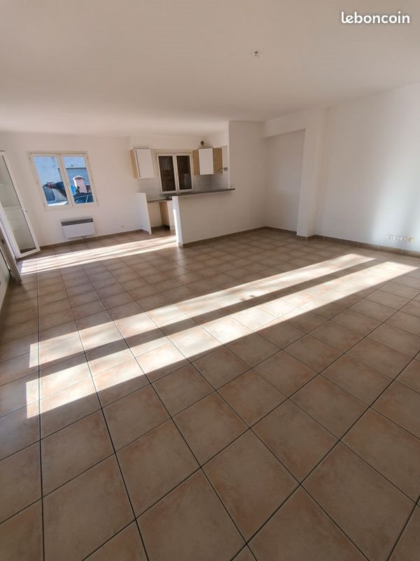Maison à louer, 90m², Lunel-Viel