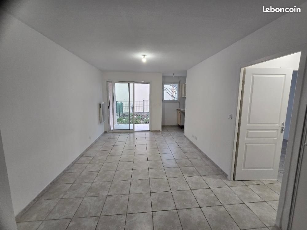 Appartement à louer, 40m², Lézignan-Corbières