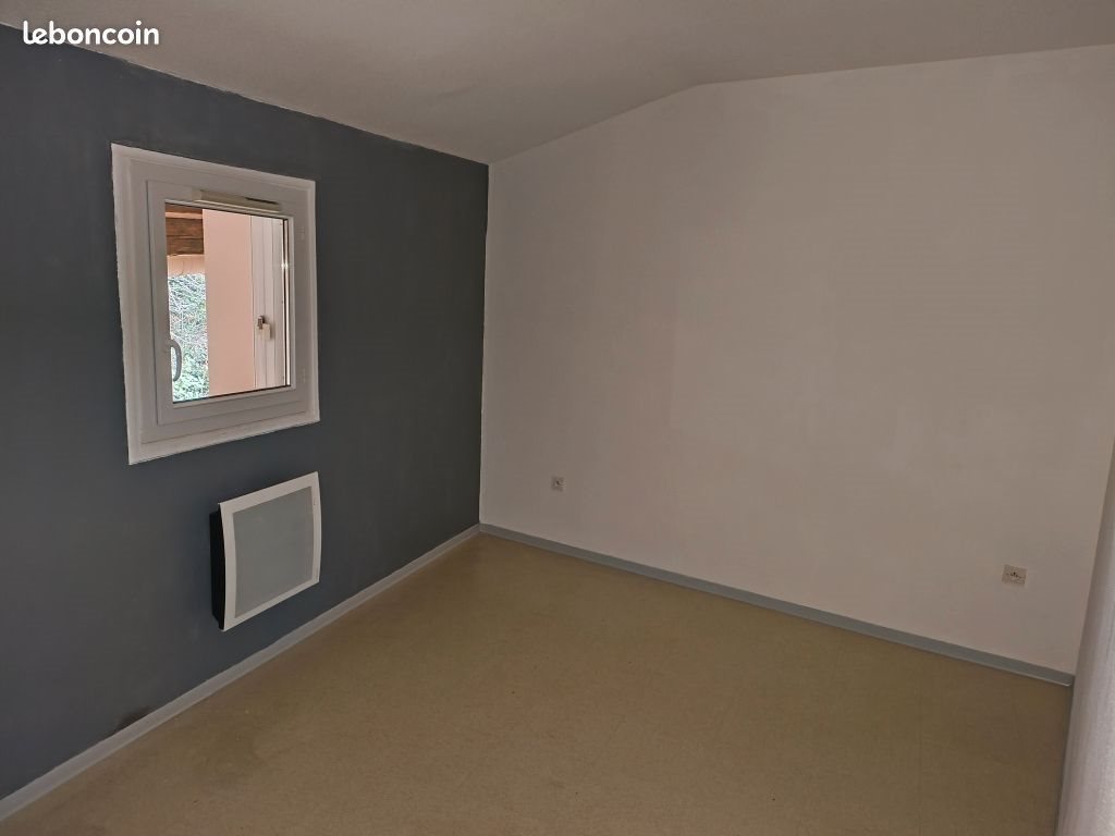 Appartement à louer, 93m², Avène