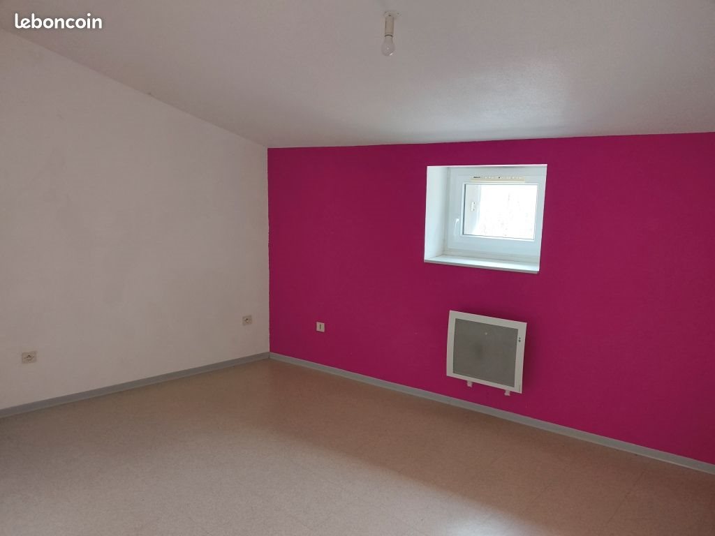Appartement à louer, 93m², Avène