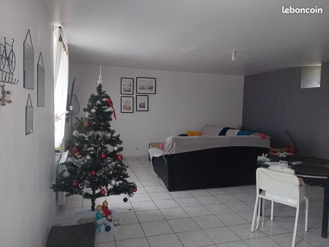 Maison à louer, 70m², Tréglamus