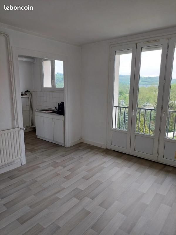 Appartement à louer, 61m², Le Chambon-Feugerolles
